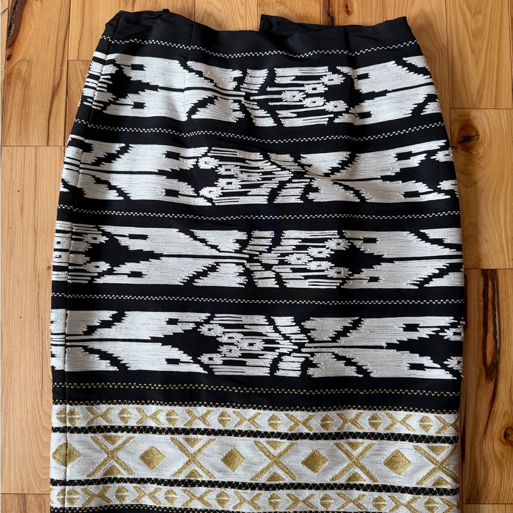 Oscar de la Renta Black and Gold Patterned Pencil Skirt